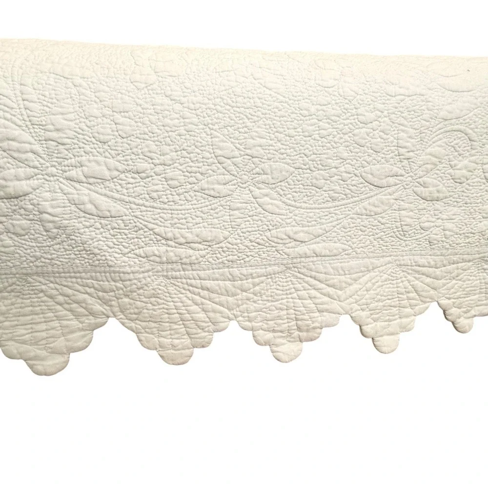 Matelasse Quilt Blue King Cotton Scalloped Bedspread Coverlet 88x92 Reversible